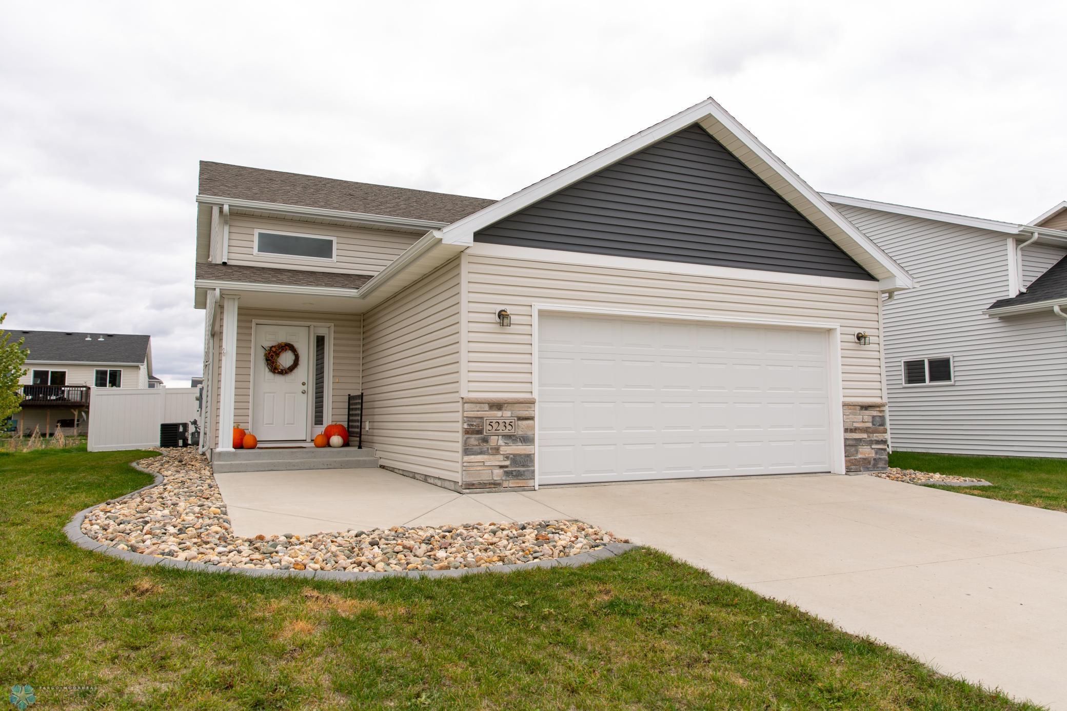 West Fargo, North Dakota 58078, United States, 3 Bedrooms Bedrooms, ,2 BathroomsBathrooms,Residential,Pending,47966 West Fargo, North Dakota 58078, United States, 3 Bedrooms Bedrooms, ,2 BathroomsBathrooms,Residential,Pending,47966