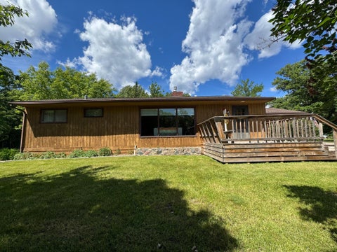 Homes For Sale - 415 Roosevelt Street<br/> Warroad, MN 56763