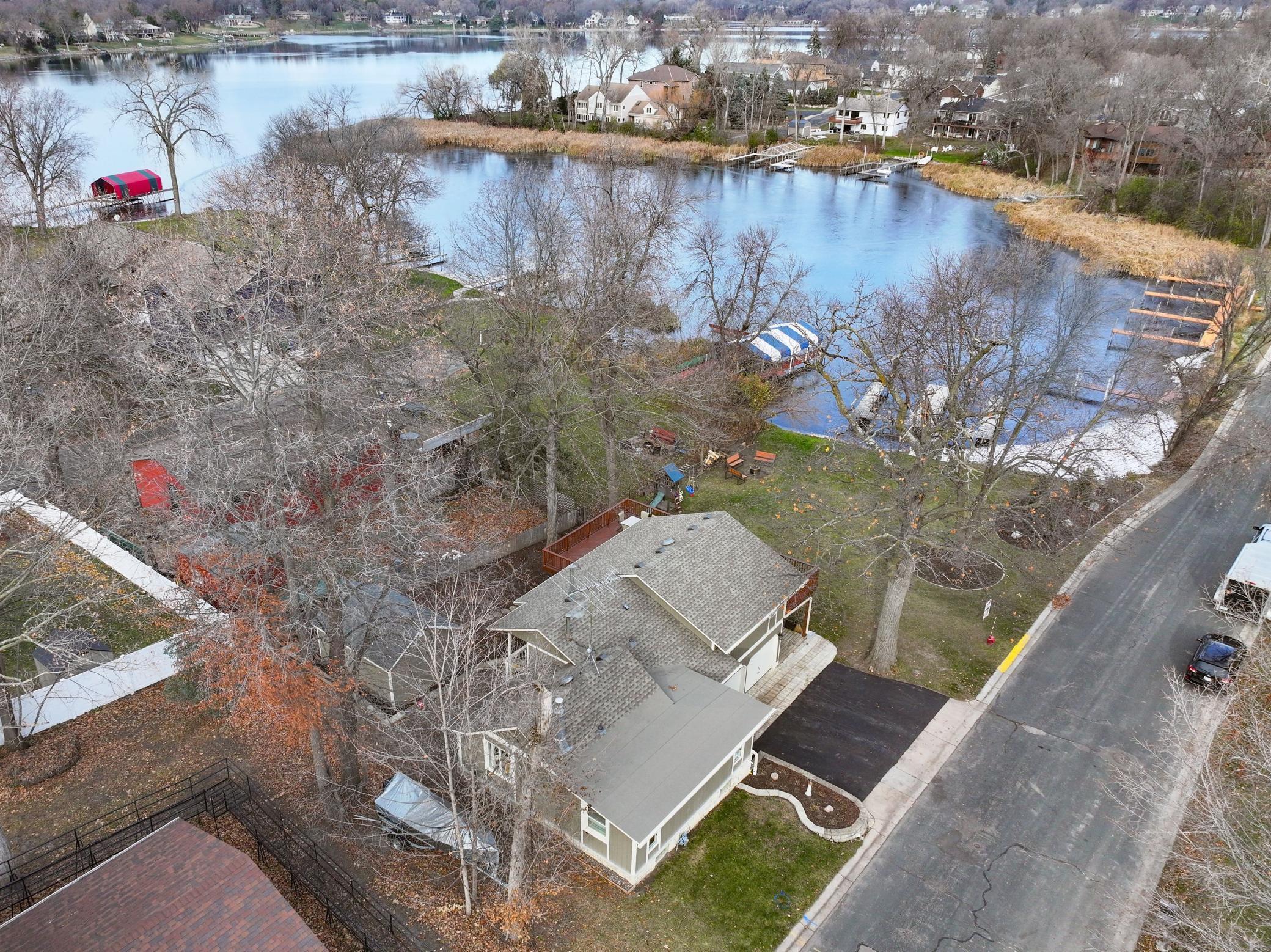 1657 Dove Lane, Mound, Minnesota image 43