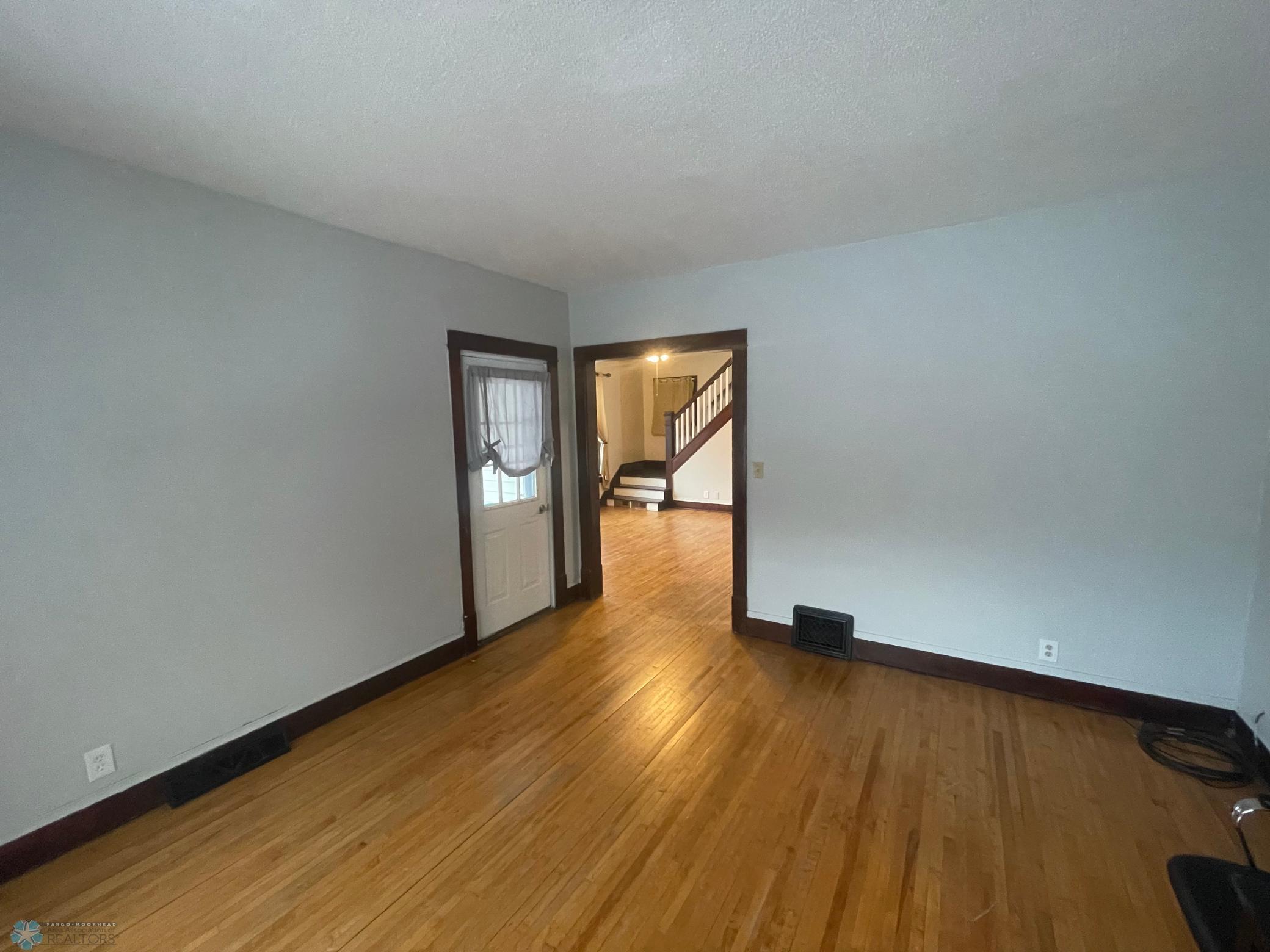 404 4th Street, Wahpeton, North Dakota image 7