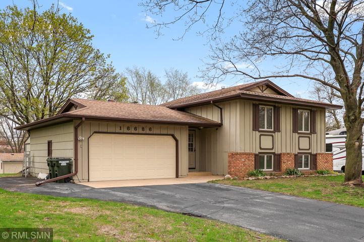 16686 Galena Avenue, Rosemount, Minnesota image 1
