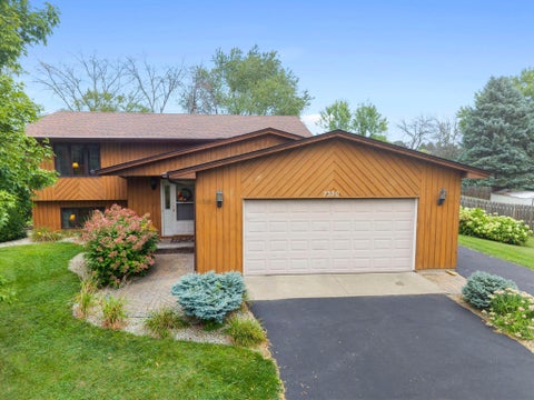 Homes For Sale - 7330 208th Street<br/> Forest Lake, MN 55025