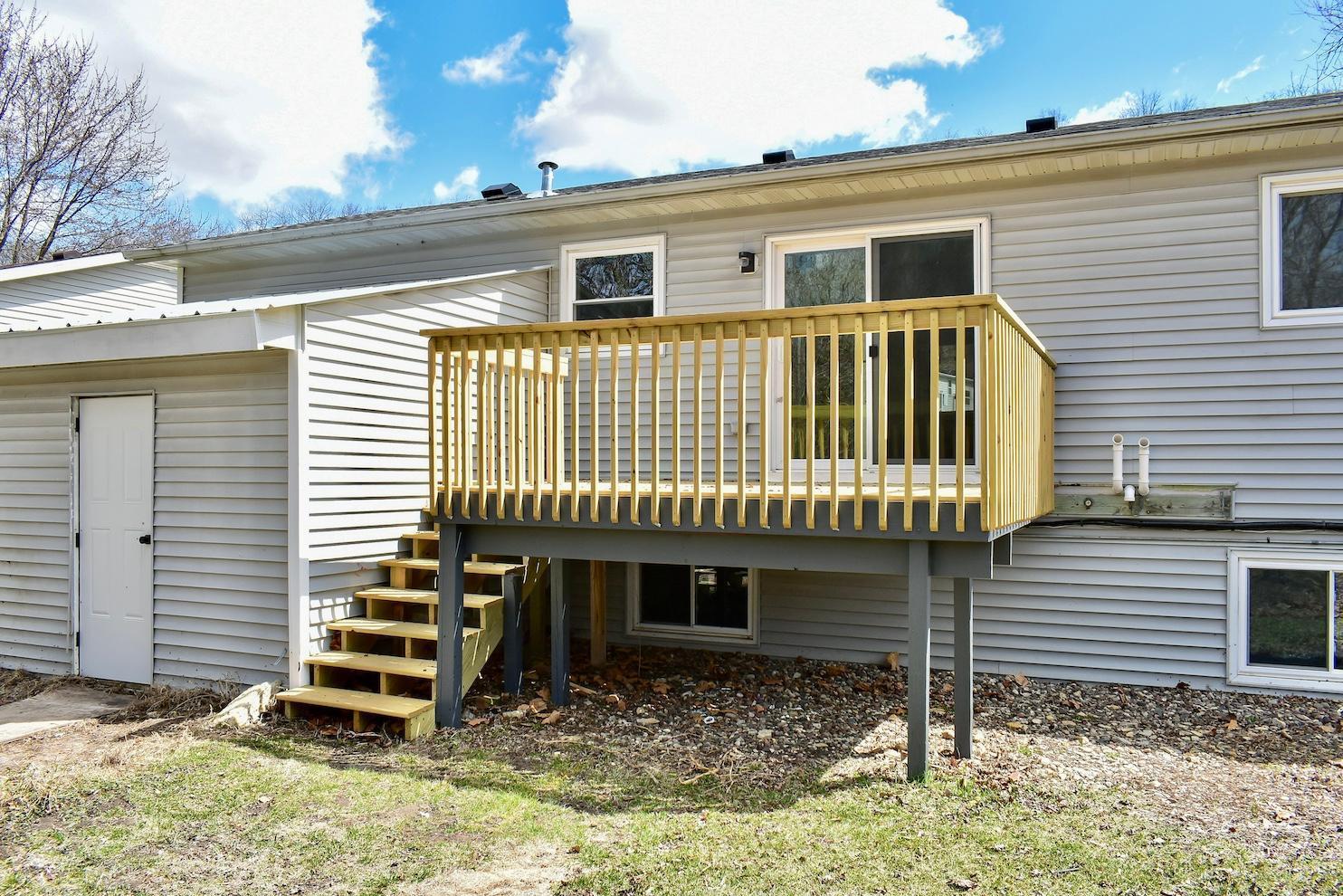 1472 Oakview Drive, Saint Charles, Minnesota image 27