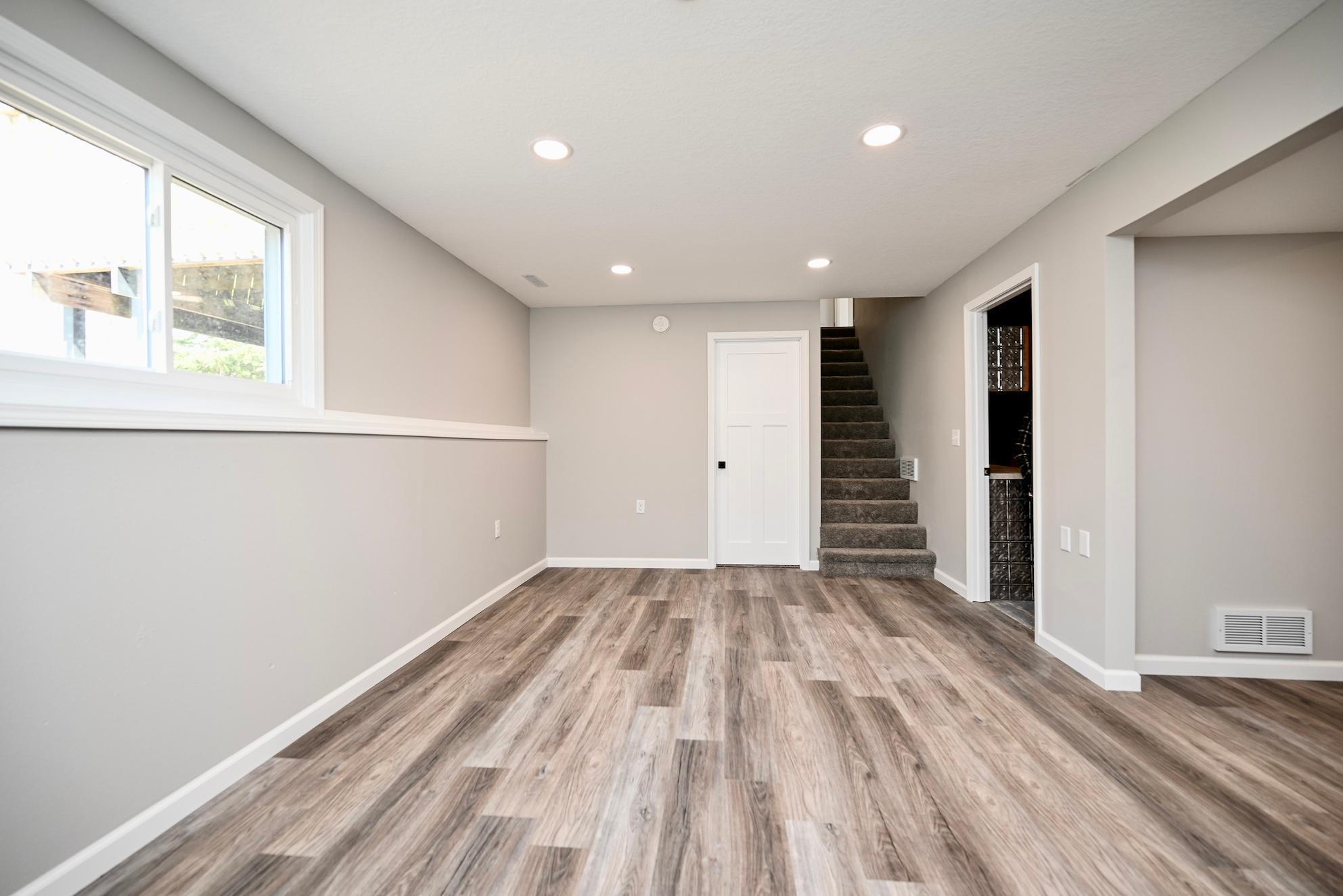 1472 Oakview Drive, Saint Charles, Minnesota image 20