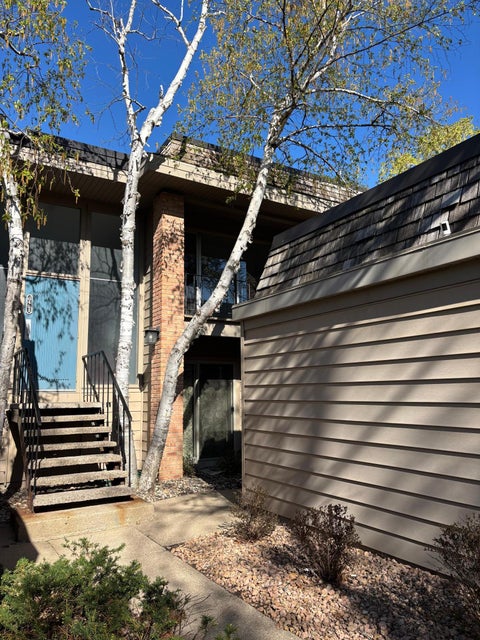 Condo For Sale - 6421 Colony Way<br/> Minneapolis, MN 55435