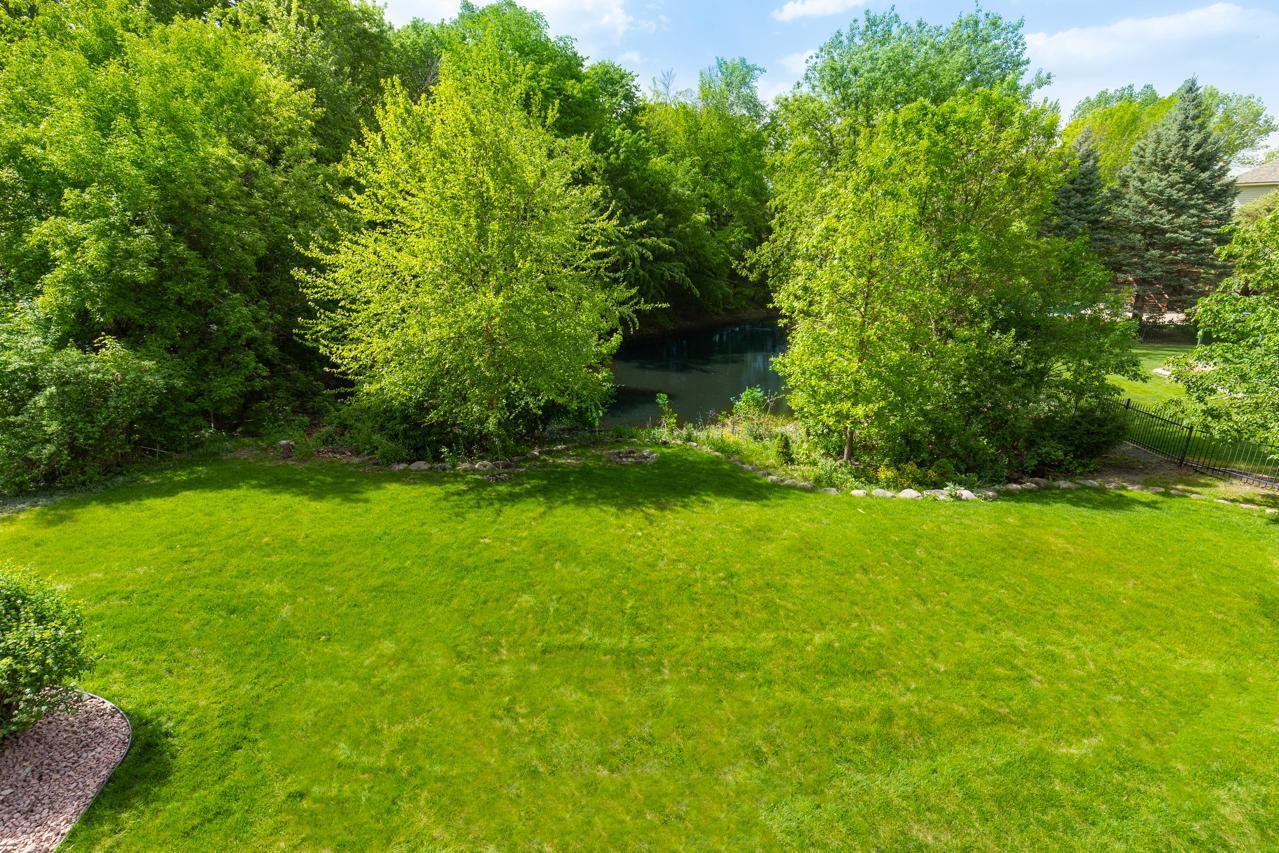 17090 New Market Drive, Eden Prairie, Minnesota image 22