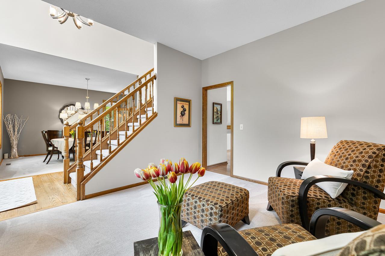 17090 New Market Drive, Eden Prairie, Minnesota image 9