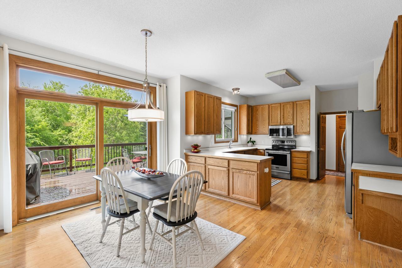 17090 New Market Drive, Eden Prairie, Minnesota image 4