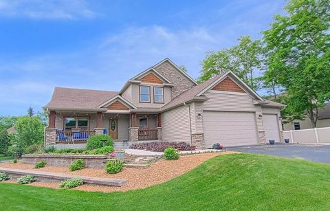 Homes For Sale - 600 Topaz Lane<br/> Hudson, WI 54016