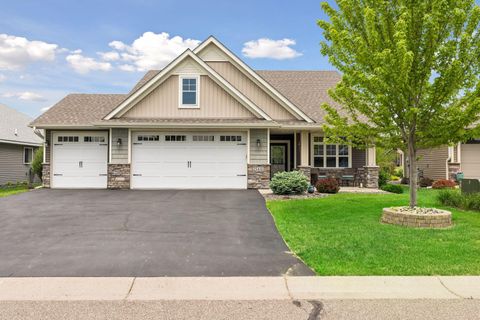 Townhouse For Sale - 25441 Heims Lake Circle<br/> Wyoming, MN 55092