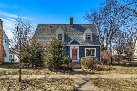 Homes For Sale - 1622 Frederic Street<br/> Eau Claire County, Eau Claire, WI 54701