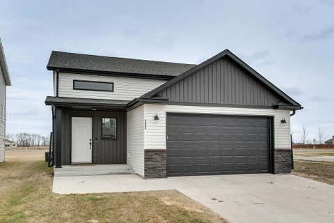 Homes For Sale - 7052 Benji Lane<br/> Horace, ND 58047