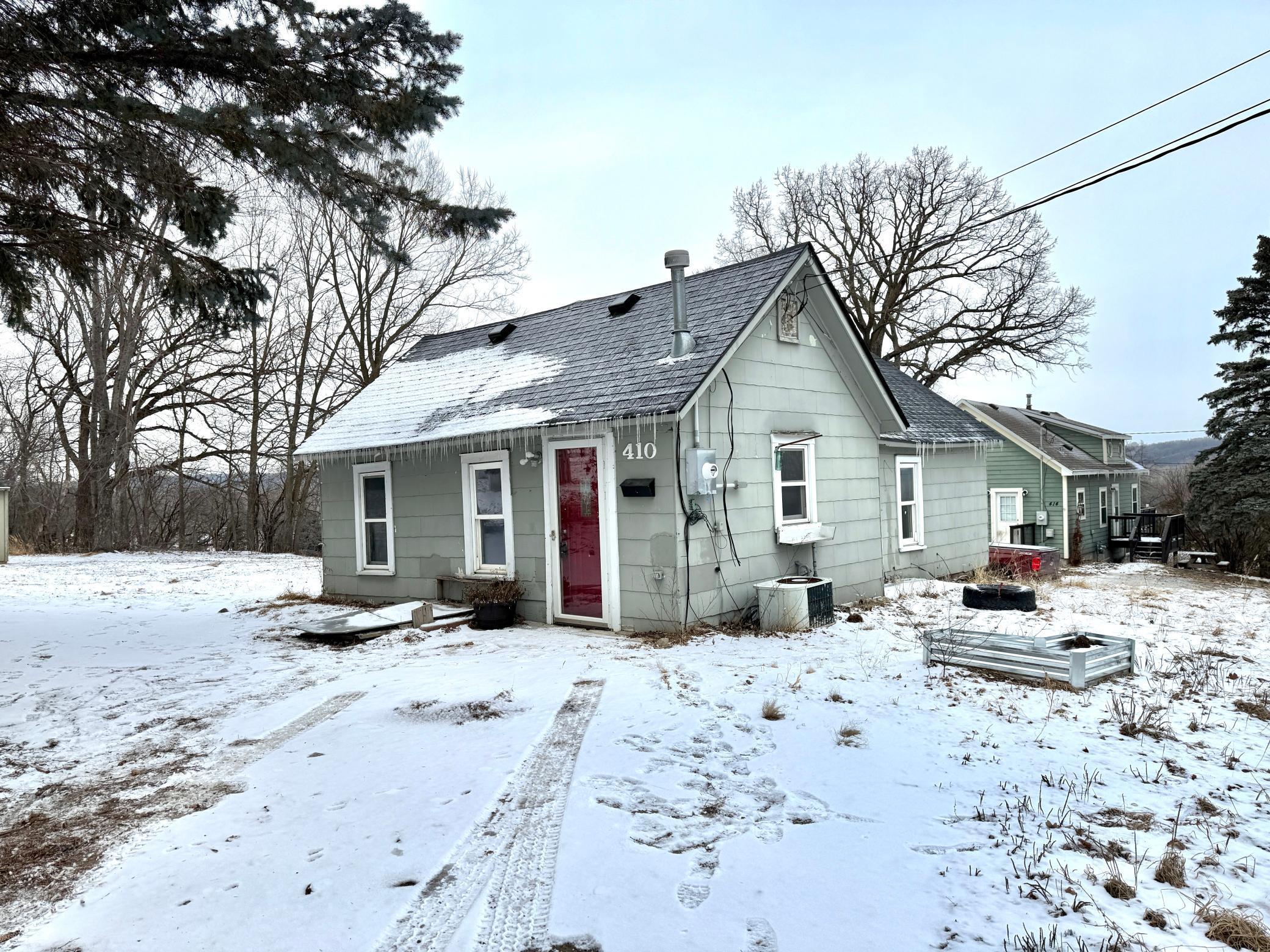 410 N Grove Street, Belle Plaine, Minnesota image 2