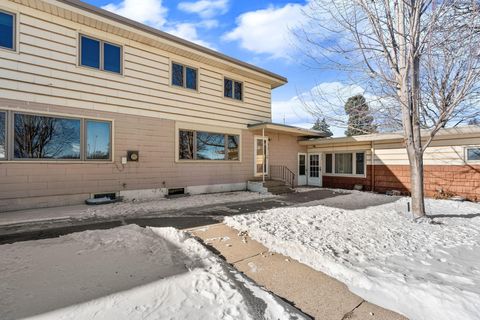 Townhouse For Sale - 315 14th Street<br/> Austin, MN 55912