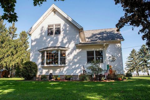 Homes For Sale - 114 Fillmore Street<br/> Fillmore County, Wykoff, MN 55990