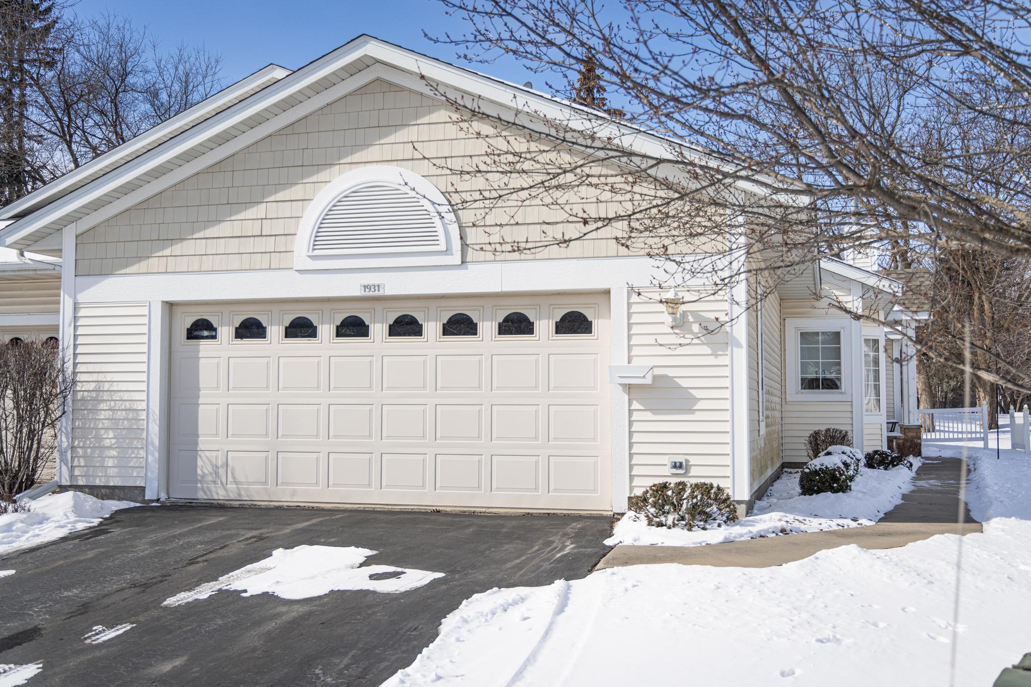 1931 Waterford Place, Rochester, Minnesota image 2