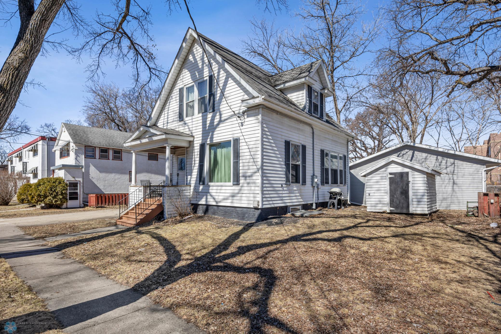 1011 10th Avenue, Fargo, North Dakota image 1