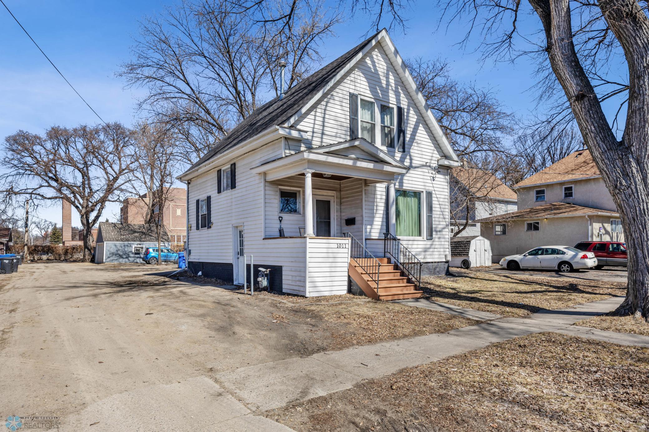 1011 10th Avenue, Fargo, North Dakota image 2
