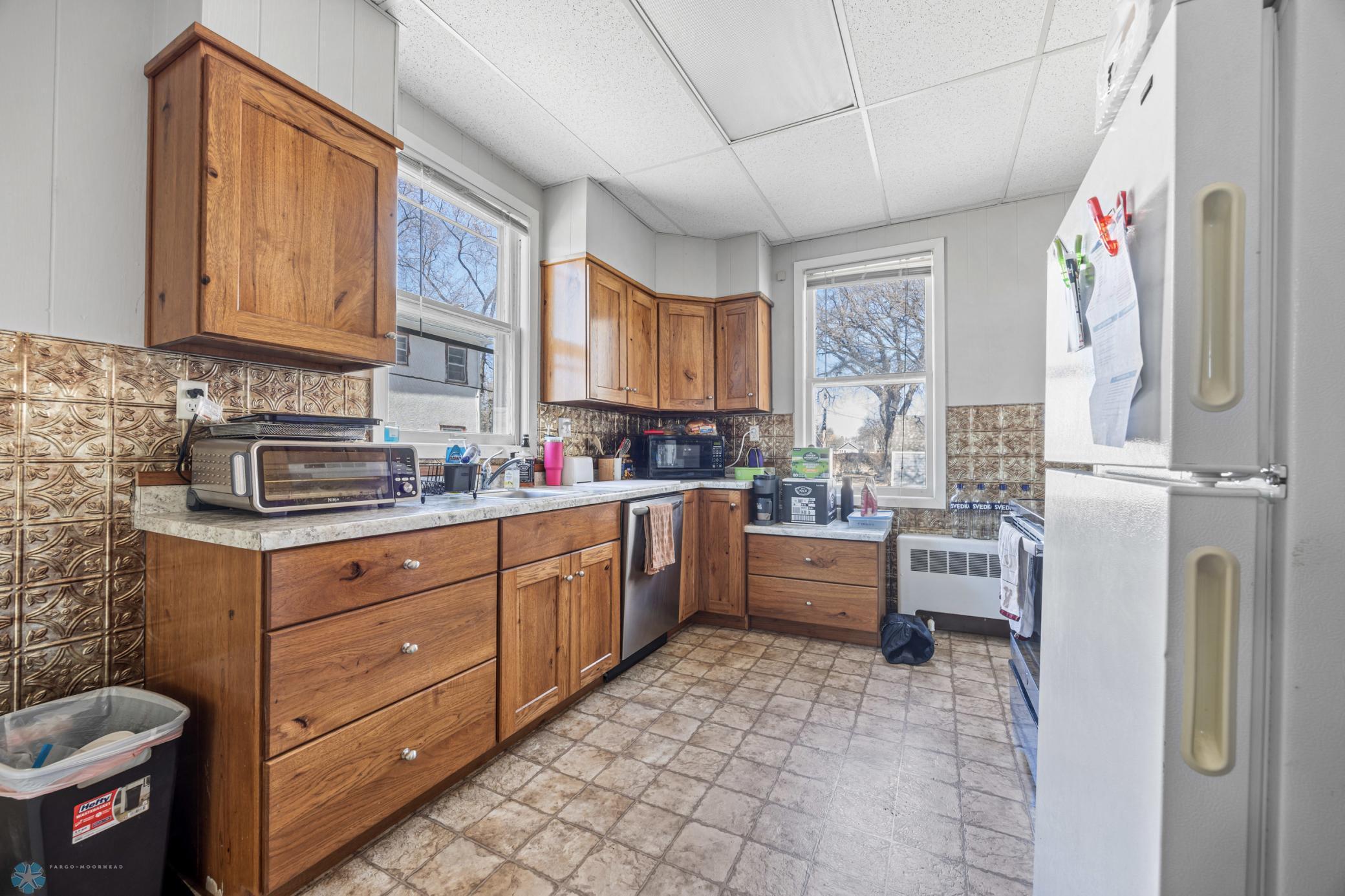 1011 10th Avenue, Fargo, North Dakota image 10