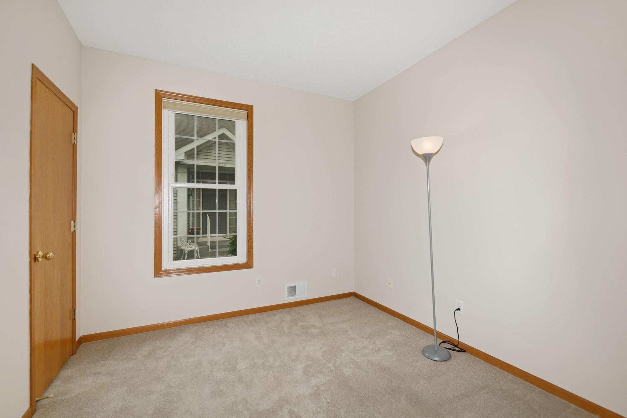 483 Meadowood Lane, Burnsville, Minnesota image 16