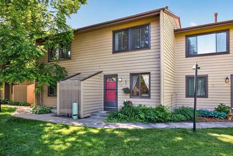 Townhouse For Sale - 364 W Eagle Lake Drive<br/> Hennepin County, Maple Grove, MN 55369