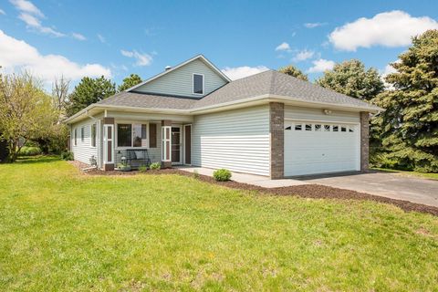 720 S Elm Street, Belle Plaine, MN 56011 - #: 6535235
