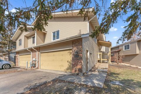 Homes For Sale - 5350 71st Circle<br/> Brooklyn Center, MN 55429