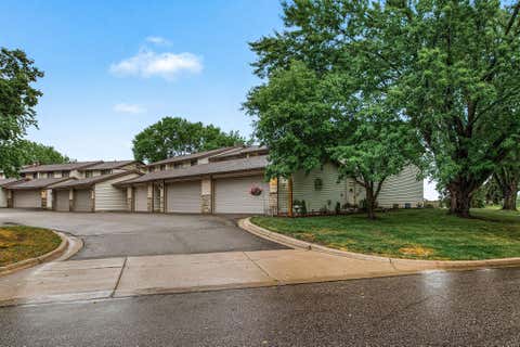 Townhouse For Sale - 13769 Heather Hills Drive<br/> Burnsville, MN 55337