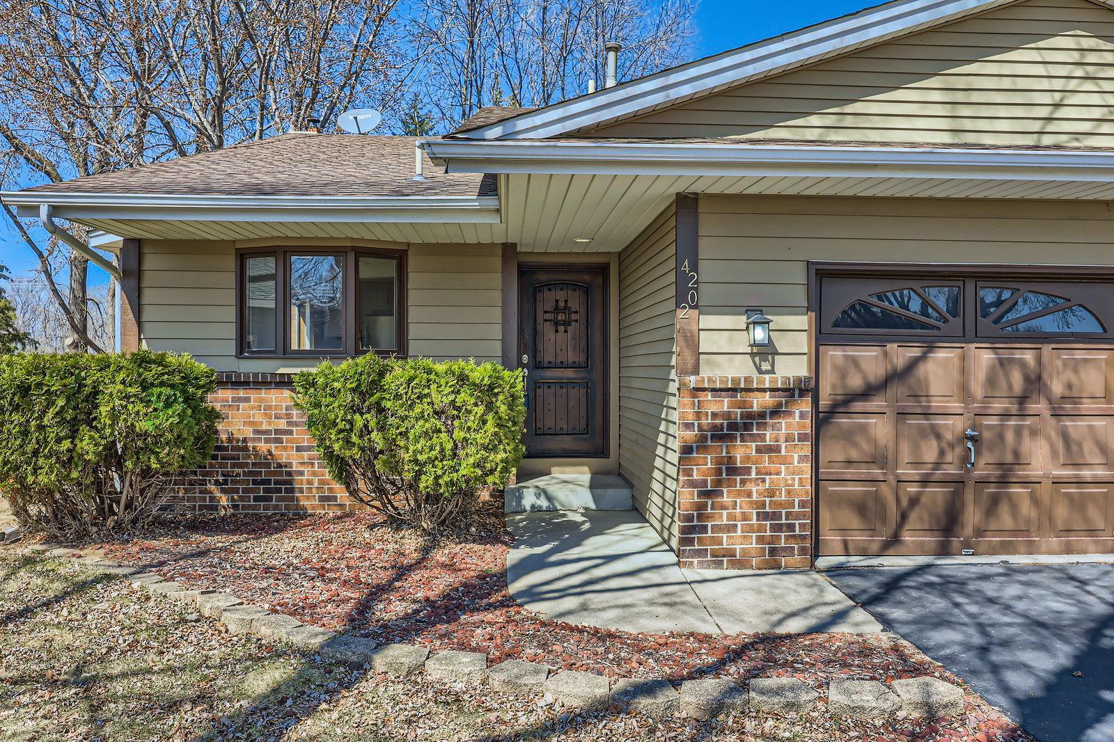 4202 Valley Forge Place, Eagan, Minnesota image 2