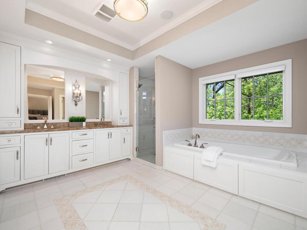 1516 Brightwood Drive, Wayzata, Minnesota image 45