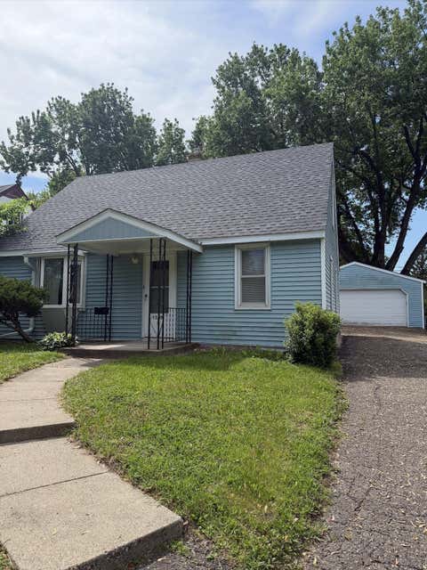 Homes For Sale - 1232 Skillman Avenue<br/> Roseville, MN 55113