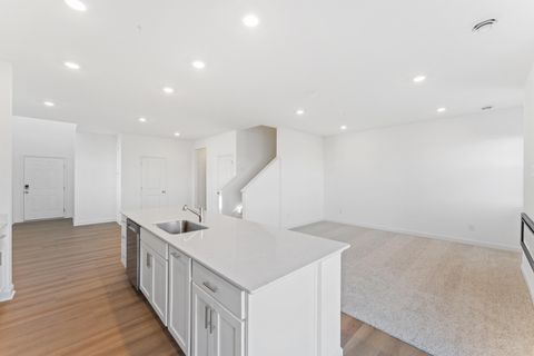 Townhouse For Sale - 10544 Harbor Lane<br/> Maple Grove, MN 55369