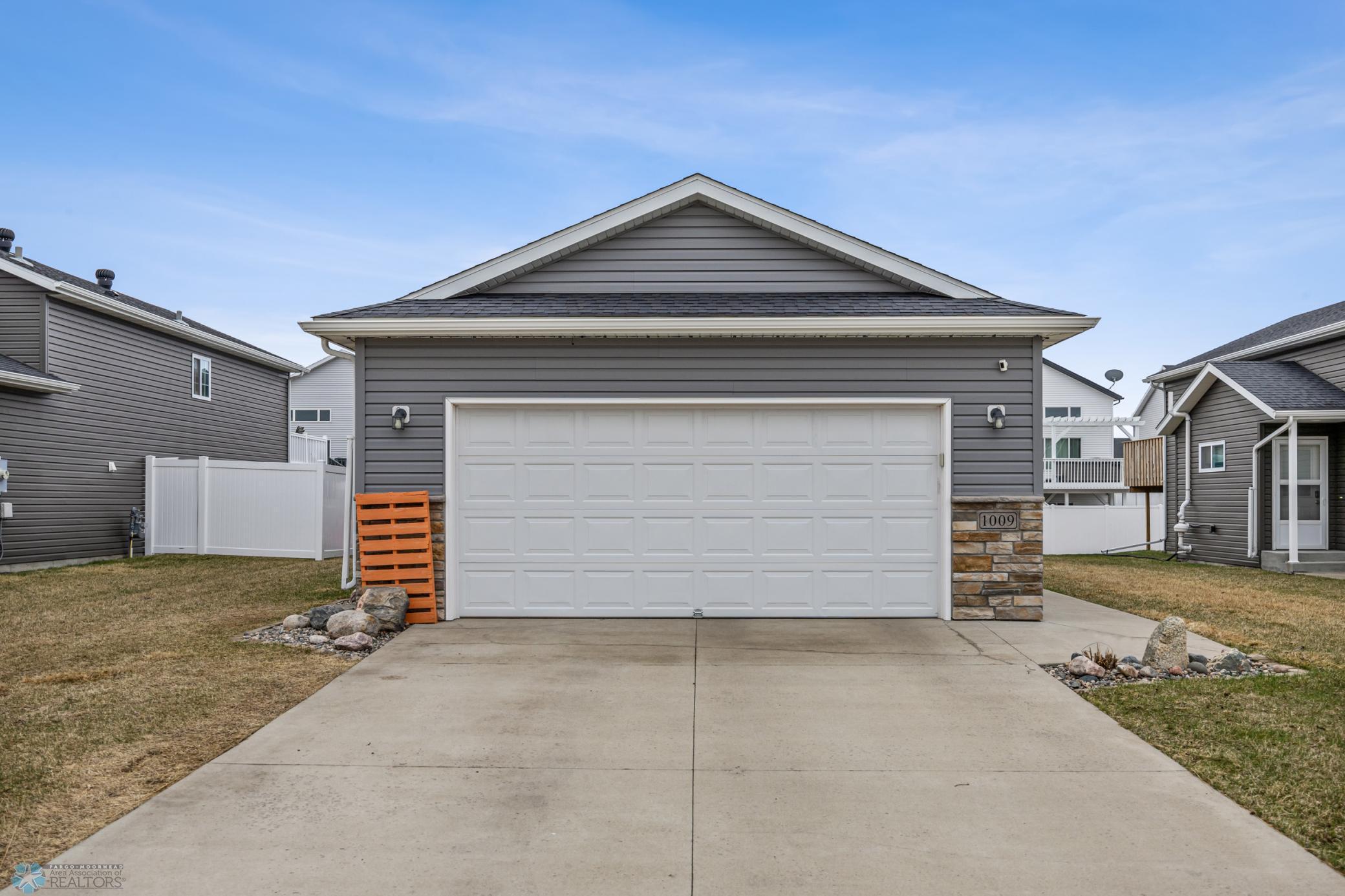 1009 Eaglewood Avenue, West Fargo, North Dakota image 28