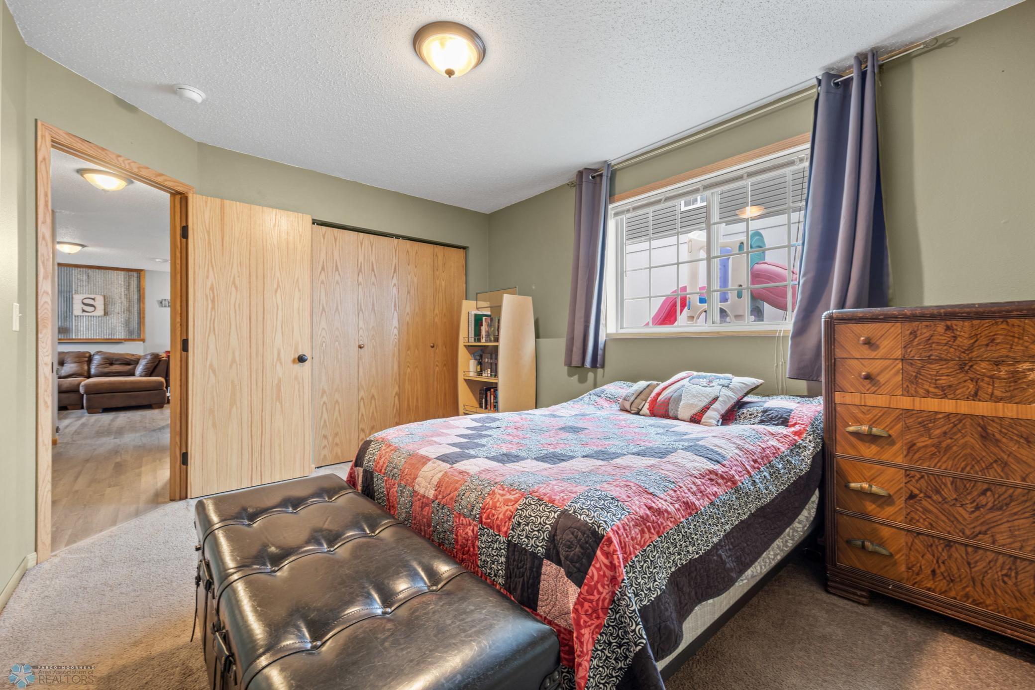1009 Eaglewood Avenue, West Fargo, North Dakota image 20