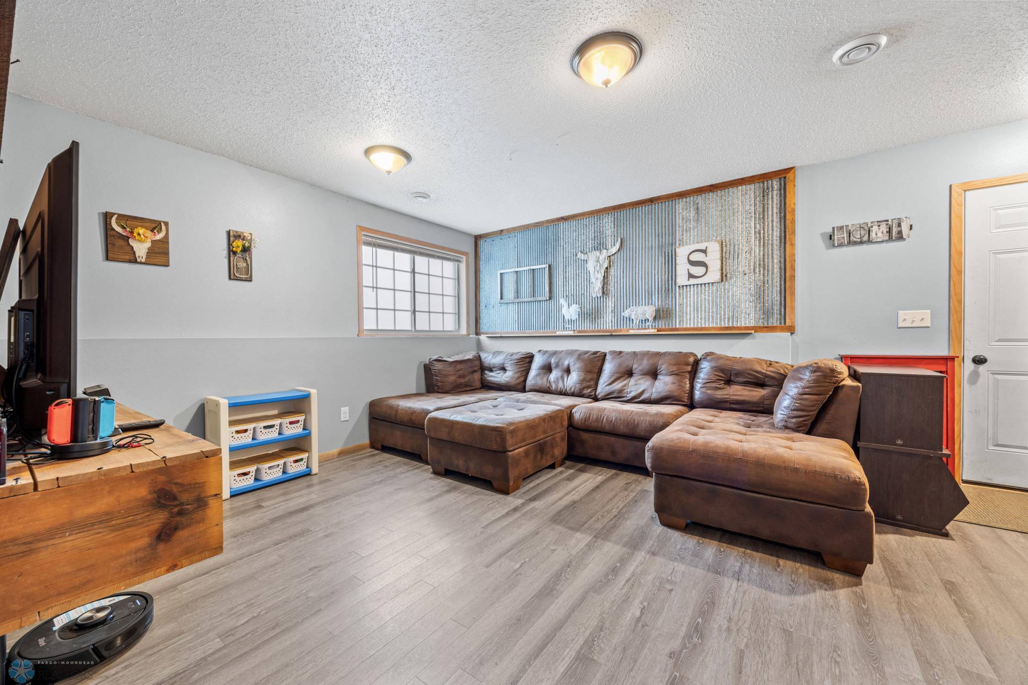 1009 Eaglewood Avenue, West Fargo, North Dakota image 19