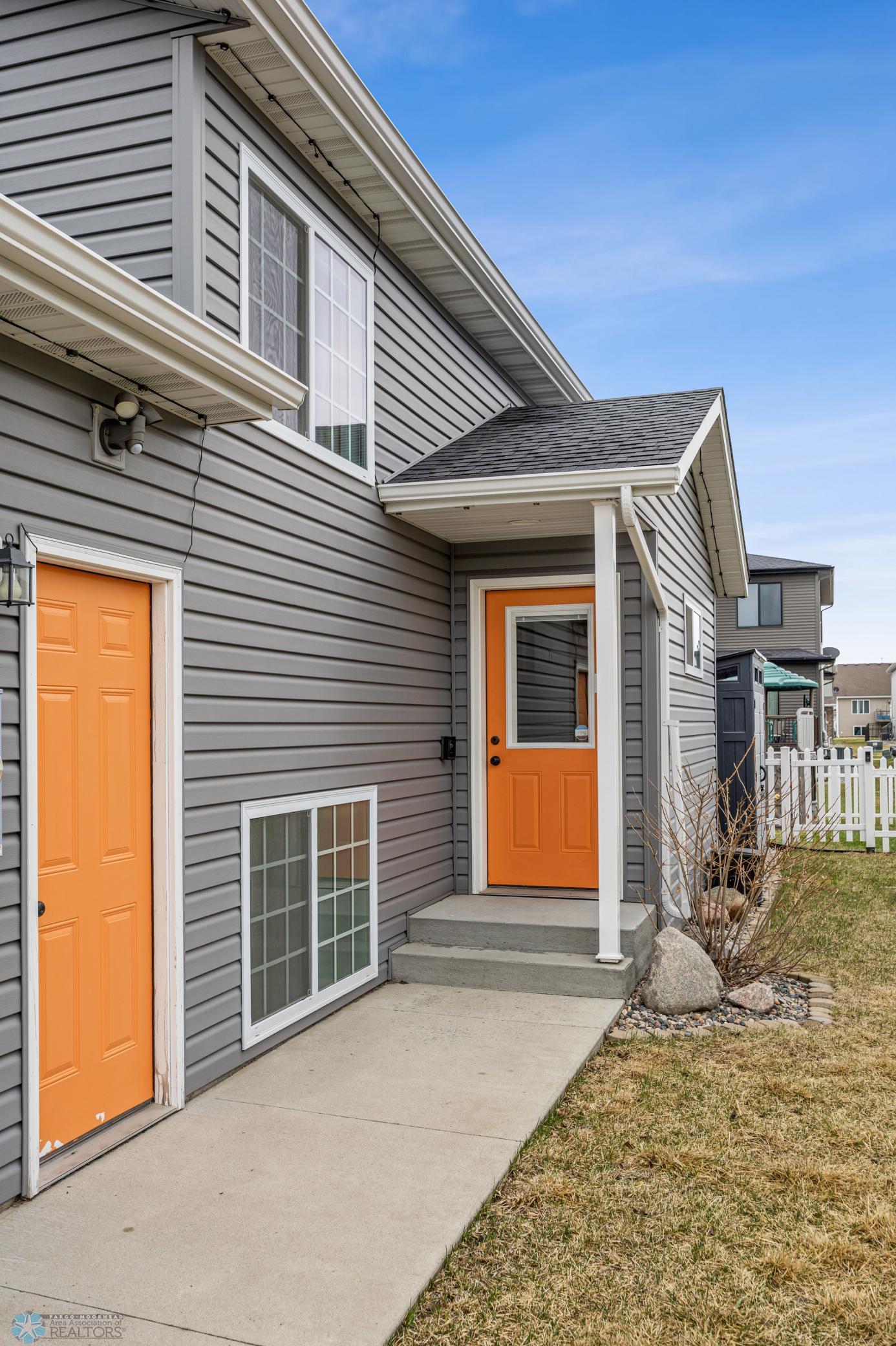 1009 Eaglewood Avenue, West Fargo, North Dakota image 2