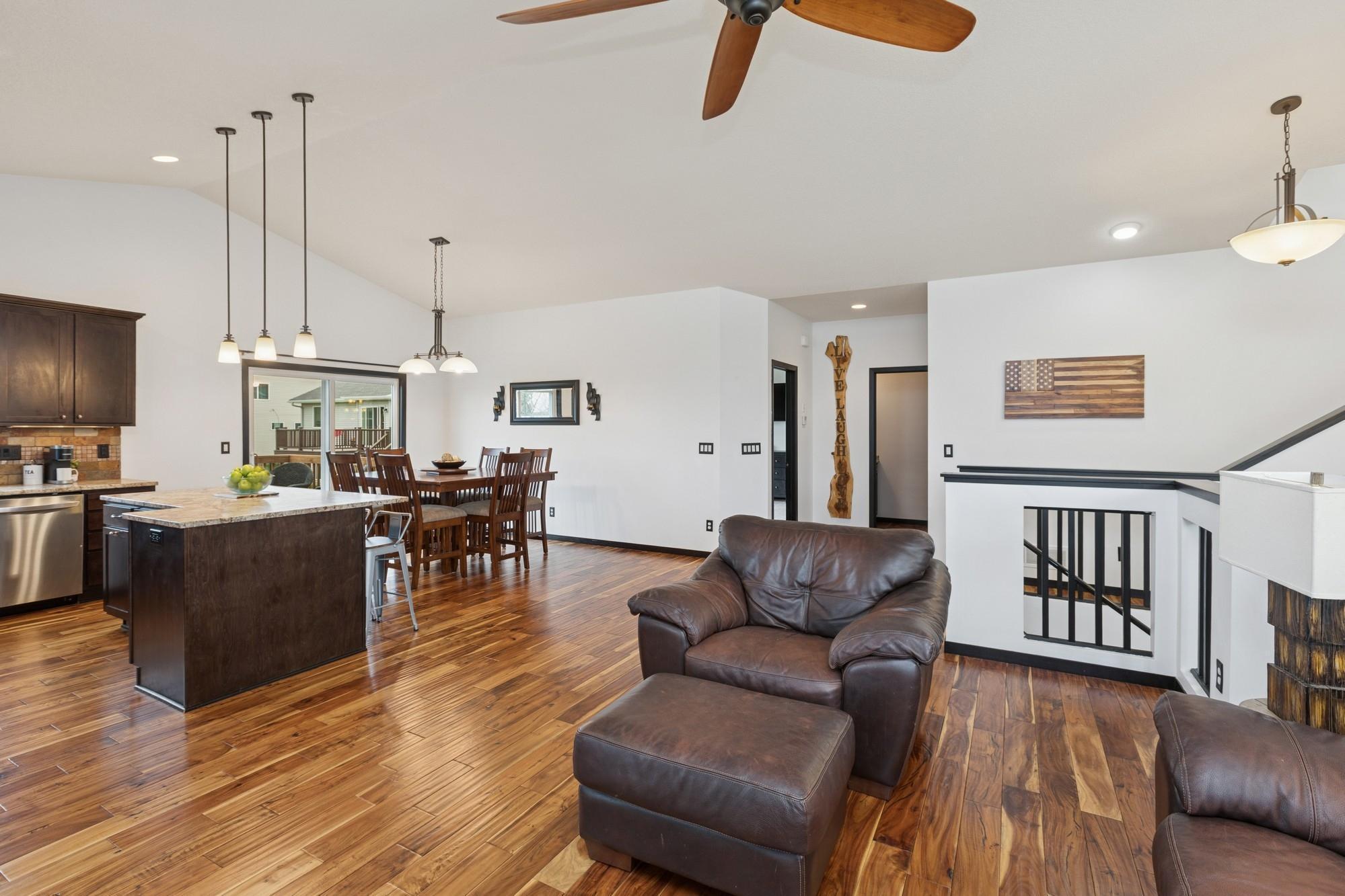 9205 198th Street, Lakeville, Minnesota image 7