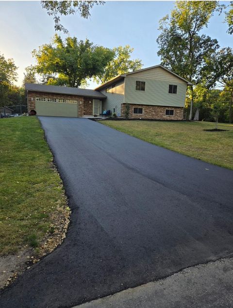 Homes For Sale - 11660 Lehigh Avenue<br/> Washington County, Hastings, MN 55033