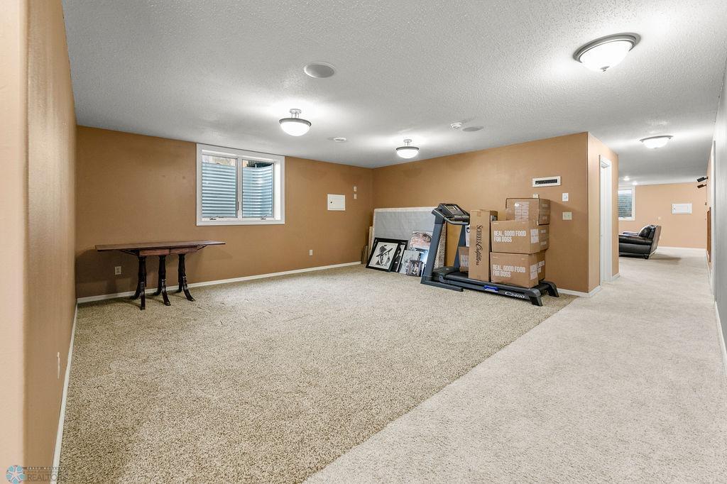 342 3rd Avenue, Casselton, North Dakota image 39