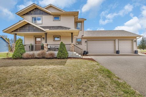 Homes For Sale - 608 Kendall Court<br/> Sartell, MN 56377