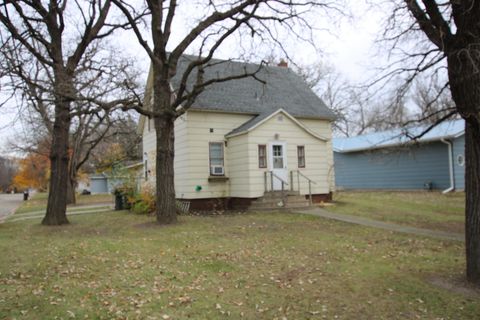 Multifamily For Sale - 1101 Jefferson Street<br/> Alexandria, MN 56308