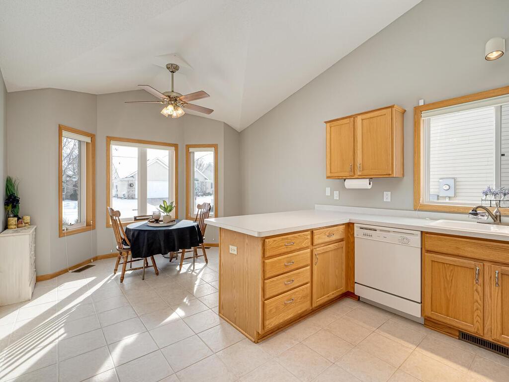12400 Wedgewood Place, Coon Rapids, Minnesota image 10