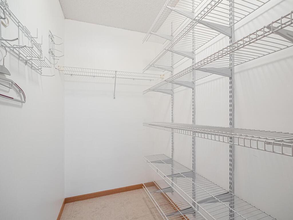 12400 Wedgewood Place, Coon Rapids, Minnesota image 27