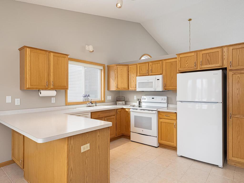 12400 Wedgewood Place, Coon Rapids, Minnesota image 12
