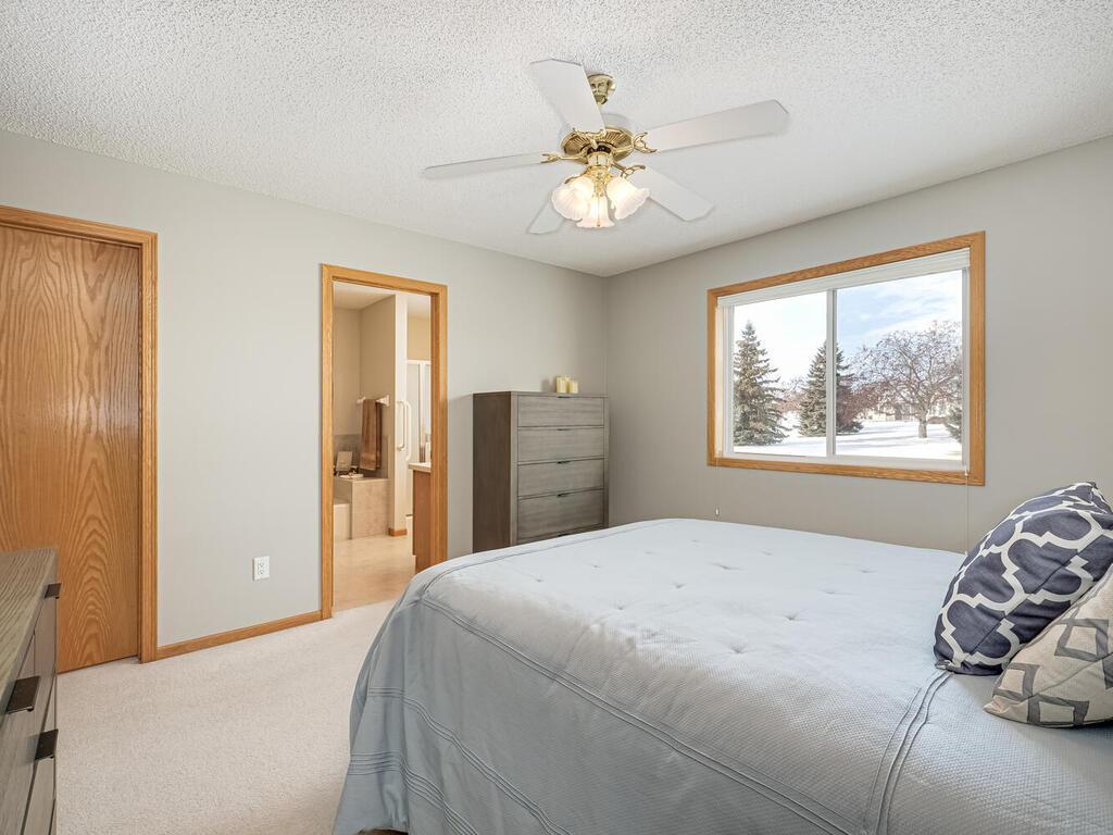 12400 Wedgewood Place, Coon Rapids, Minnesota image 23