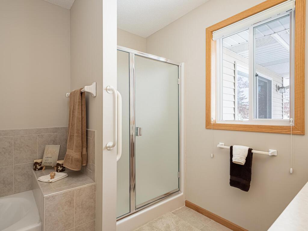 12400 Wedgewood Place, Coon Rapids, Minnesota image 25