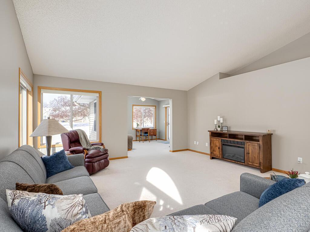 12400 Wedgewood Place, Coon Rapids, Minnesota image 20