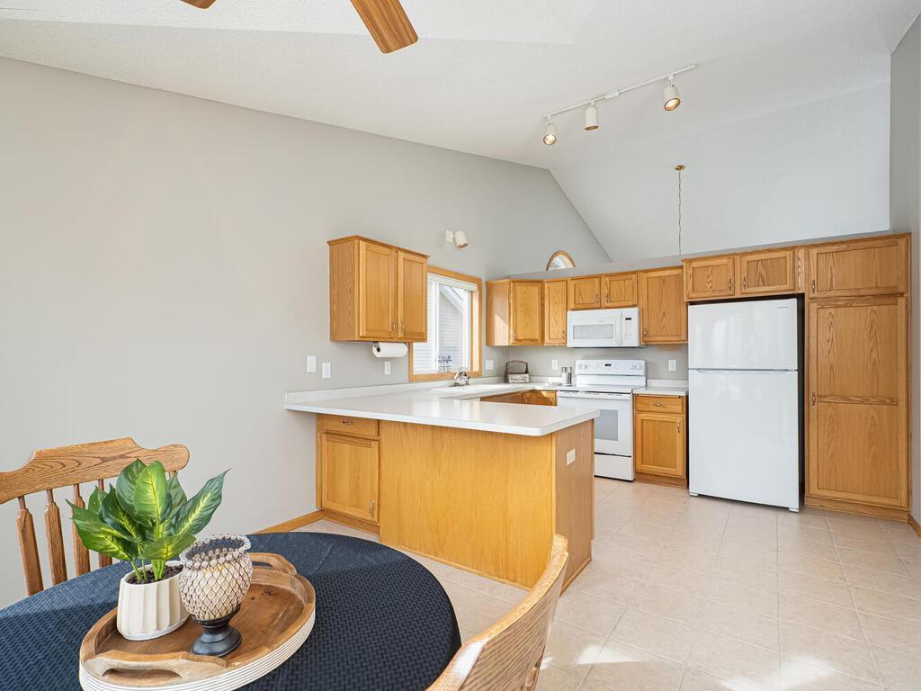12400 Wedgewood Place, Coon Rapids, Minnesota image 9