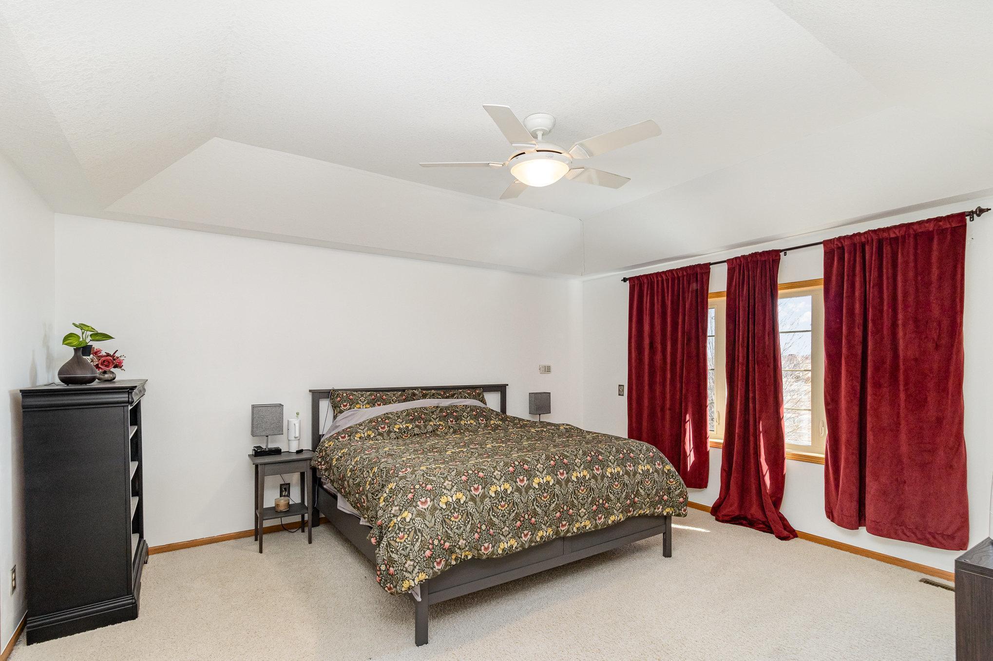 735 Westchester Avenue, Shakopee, Minnesota image 13