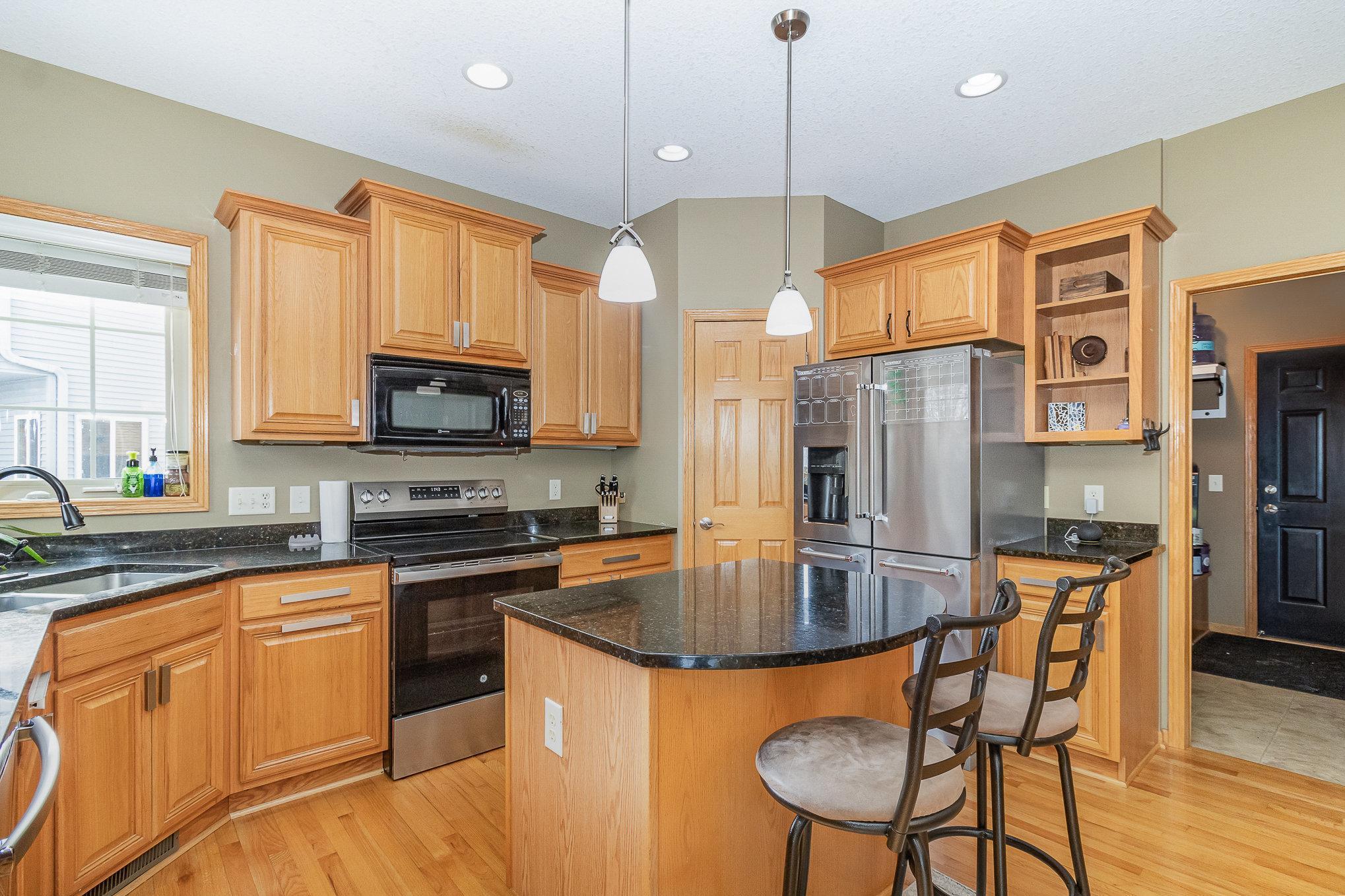 735 Westchester Avenue, Shakopee, Minnesota image 9